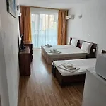 библиотеката بيت ضيافة